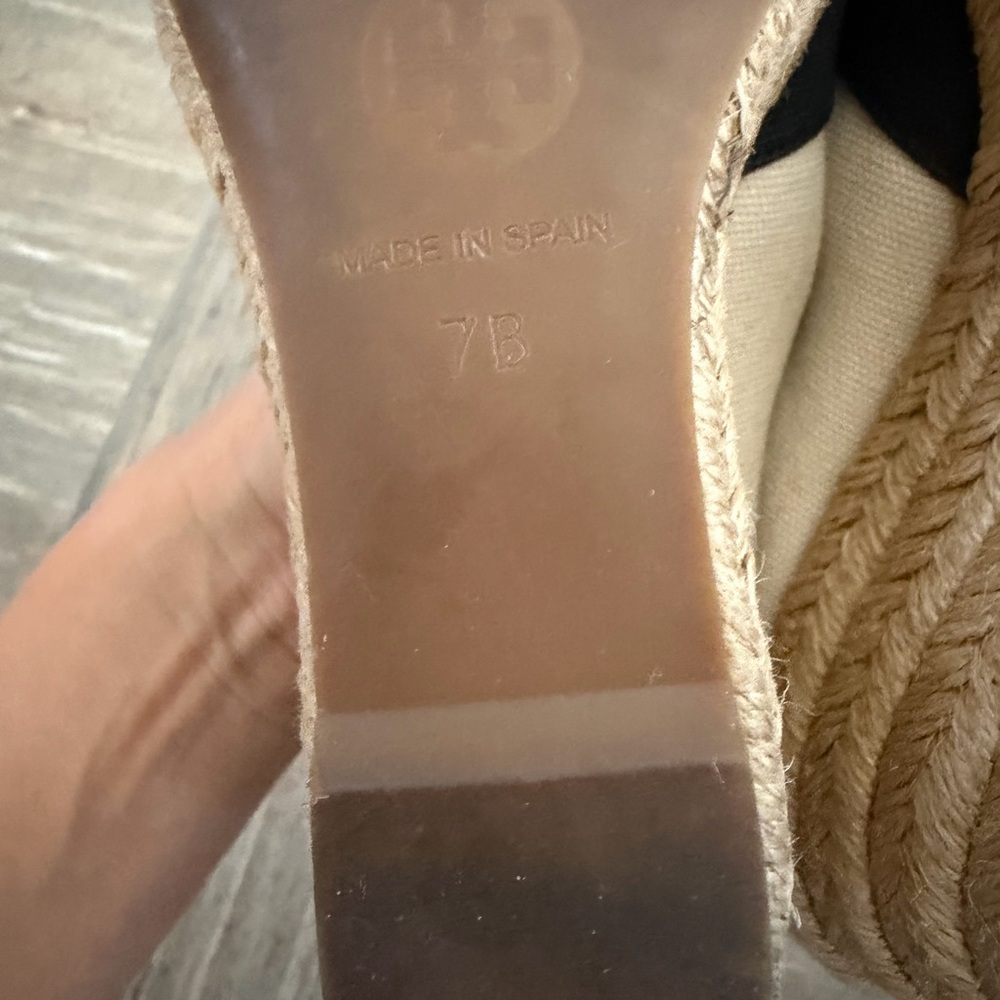 TORY BURCH Filipa Wedge Espadrille Sandals size 7 - Picture 10 of 11